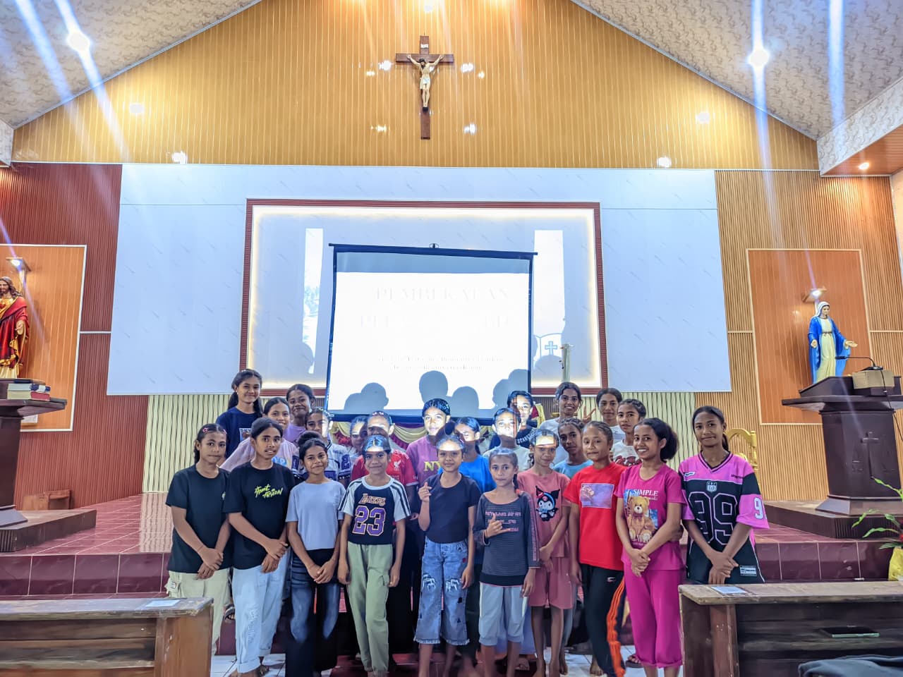 Pelayan Sabda dan Pelayan Altar Biudukfoho Mengikuti Pembekalan dan Meneguhkan Mutu Pelayanan Liturgi